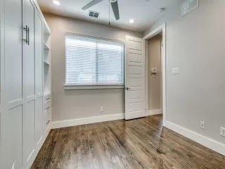 Photo #5: 21195457 Listing 