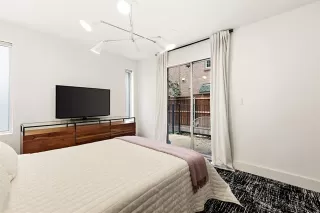 Photo #5: 21195544 Listing 