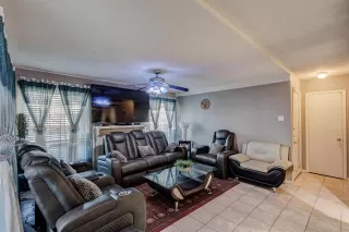 Photo #3: 21195640 Listing