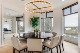 Photo #6: 21196201 Listing