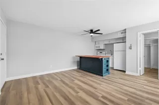 Photo #5: 21196267 Listing 