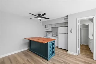 Photo #6: 21196267 Listing 