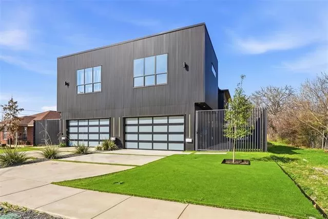 MLS: 21196319 Condo For Sale