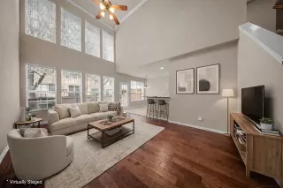 Photo #3: 21197483 Listing