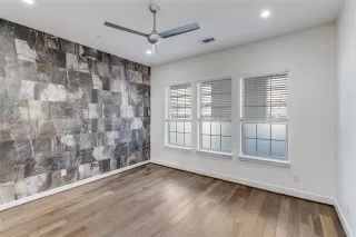 Photo #5: 21197641 Listing 