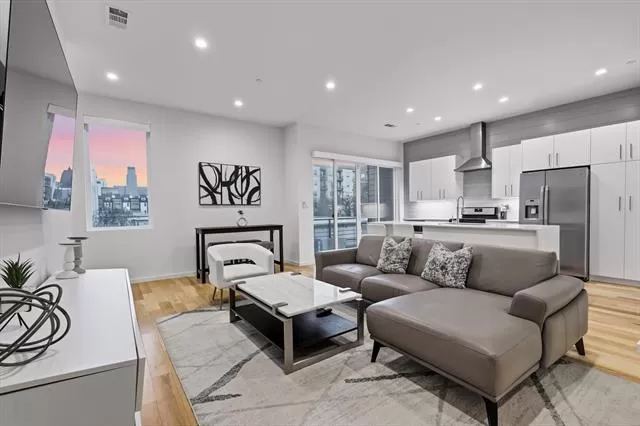 MLS: 21197693 Condo For Sale