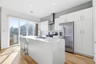 Photo #6: 21197693 Listing 