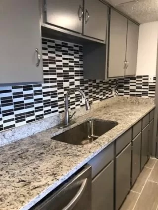 Photo #4: 21198008 Listing 