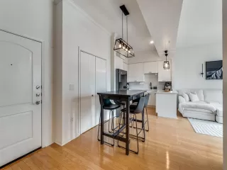 Photo #2: 21198376 Listing 