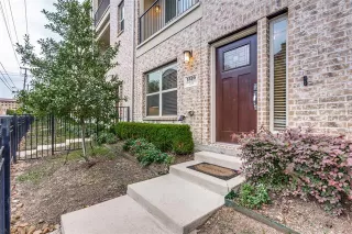 Photo #2: 21198625 Listing 