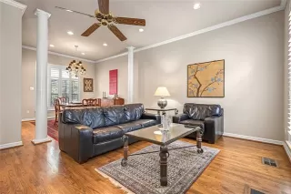 Photo #6: 21198644 Listing 