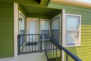 Photo #2: 21198676 Listing 