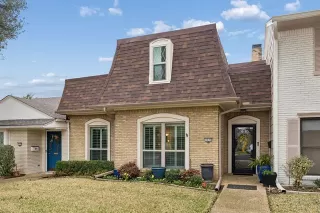 Photo #2: 21198749 Listing 