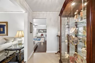 Photo #3: 21198749 Listing 