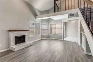 Photo #5: 21198899 Listing 