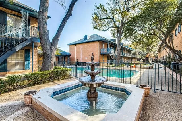 MLS: 21199086 Condo For Sale