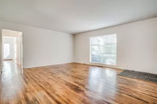 Photo #4: 21199087 Listing 