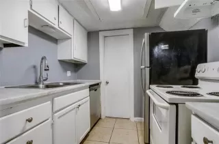 Photo #4: 21199139 Listing 