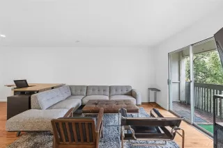 Photo #3: 21199561 Listing