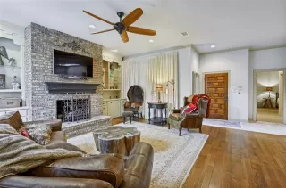 Photo #3: 21199867 Listing 