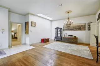 Photo #6: 21199867 Listing 