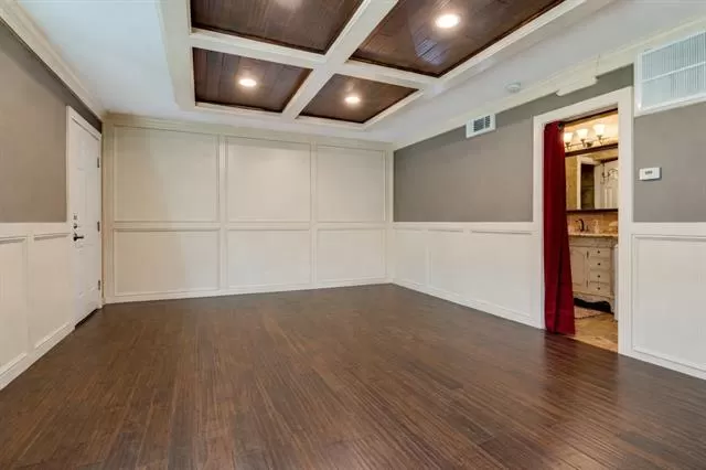 MLS: 21199885 Condo For Sale