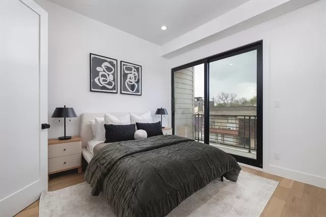 MLS: 21199921 Condo For Sale