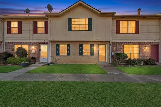 MLS: 21200084 Condo For Sale