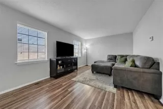 Photo #6: 21200084 Listing 