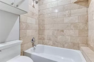 Photo #4: 21200221 Listing 