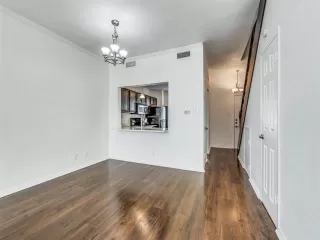 Photo #4: 21200243 Listing 