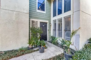 Photo #2: 21200299 Listing 