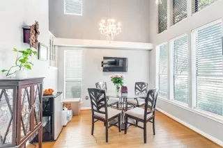 Photo #3: 21200299 Listing 