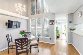 Photo #6: 21200299 Listing 