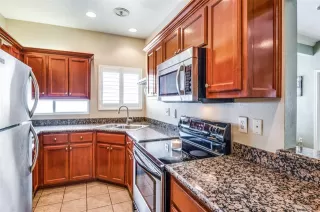 Photo #4: 21200573 Listing 