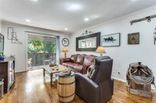 Photo #6: 21200650 Listing 