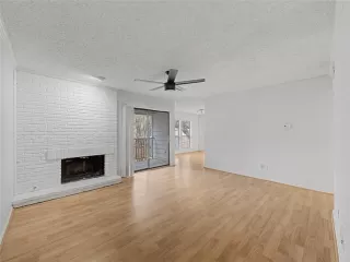 Photo #3: 21201652 Listing 