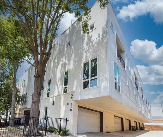 MLS: 21201732 Condo For Sale