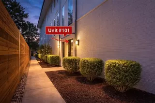 Photo #2: 21201732 Listing 