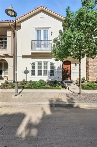 MLS: 21202096 Condo For Sale