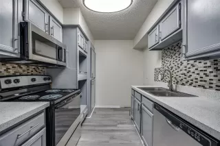 Photo #4: 21202167 Listing 