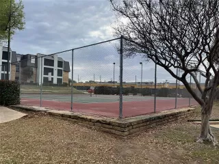 Photo #6: 21202263 Listing 