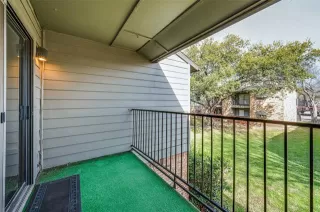 Photo #3: 21202541 Listing 