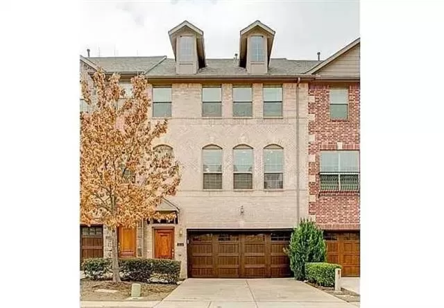 MLS: 21203290 Condo For Sale