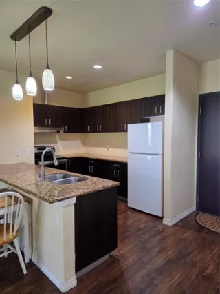 Photo #4: 21203331 Listing