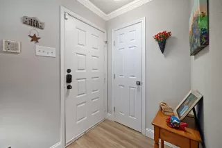 Photo #5: 21203399 Listing