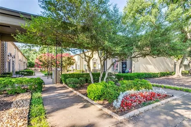 MLS: 21203668 Condo For Sale