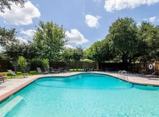 Photo #3: 21203668 Listing