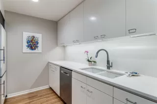 Photo #6: 21204085 Listing 