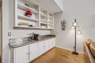 Photo #4: 21204325 Listing 